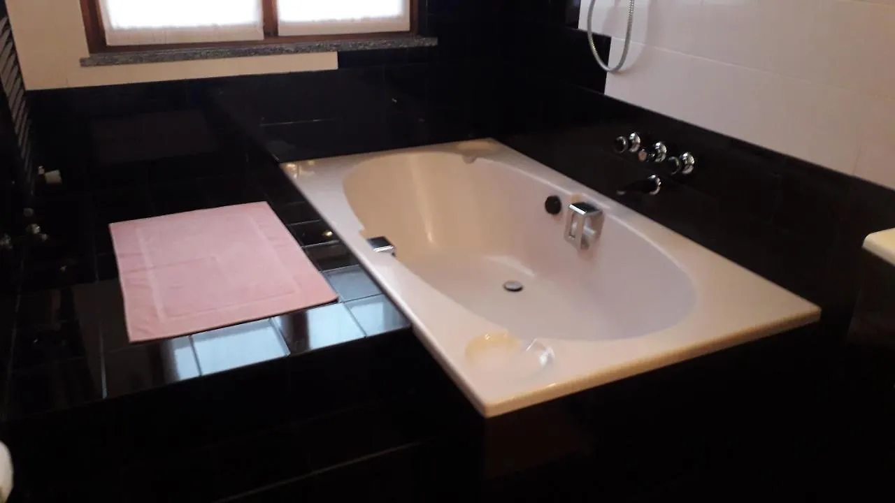 Residenza Beretta Como Lake B Apartment Orsenigo
